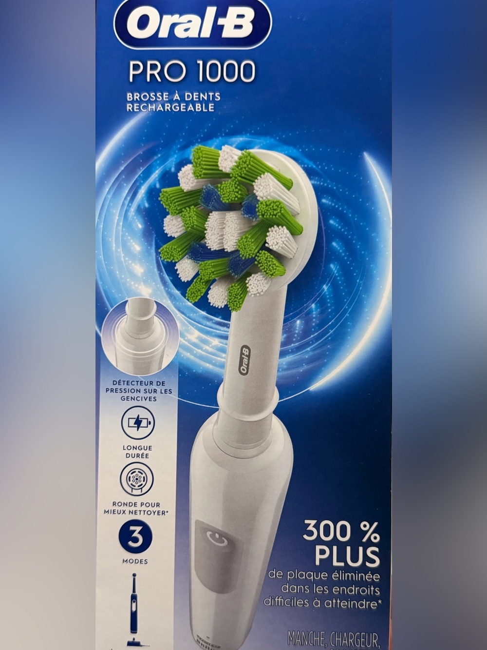 Oral-B Pro 1000 Electric Toothbrush - White with Green/White Brush Head